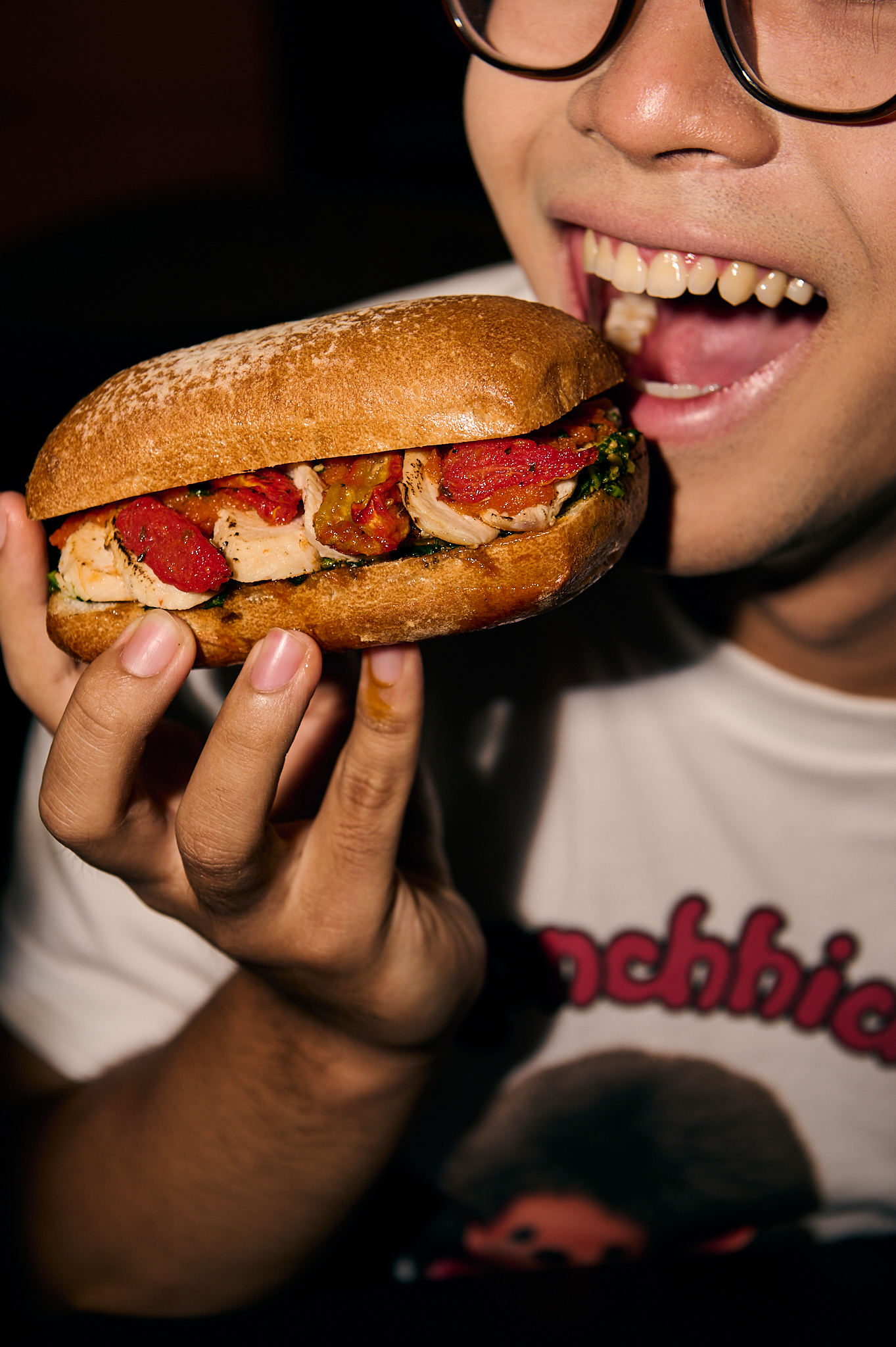 GRILLED CHICKEN CIABATA & PESTO SAUCE